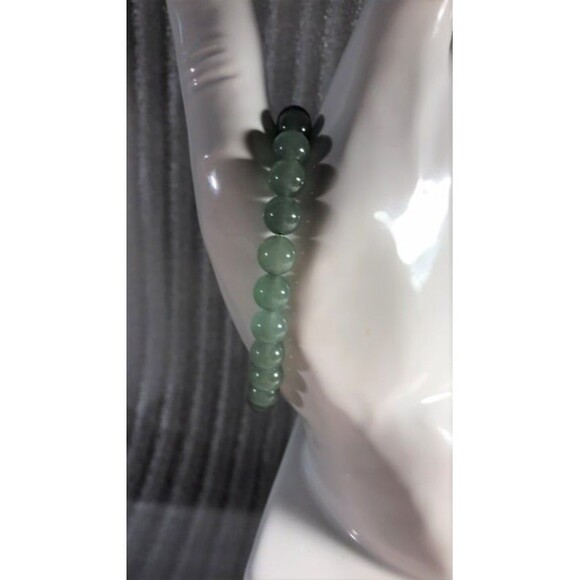 Green Aventurine Beaded Stretch Bracelet - Picture 1 of 3